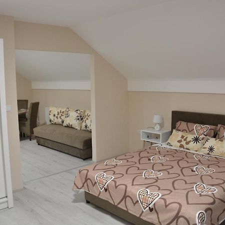 Garden Apartmani Jagodina Bagian luar foto