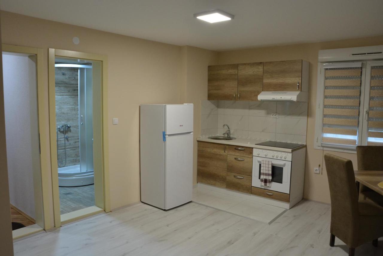 Garden Apartmani Jagodina Bagian luar foto